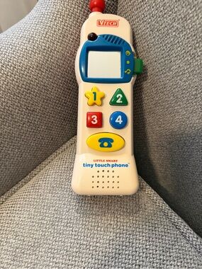 Little Smart Tiny Touch Phone - White with Multicolor Buttons WORKS